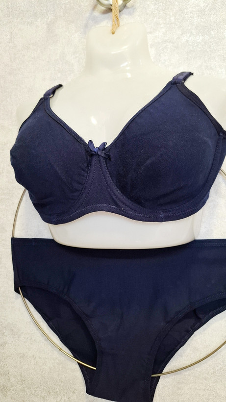 ست سوتین و شورت فنردار نخی برند براگور